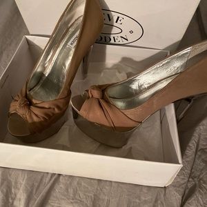 Platform heels